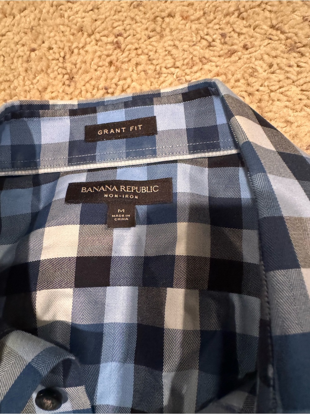Banana Republic Blue Plaid Grant Fit Men's Button-Down Shirt
